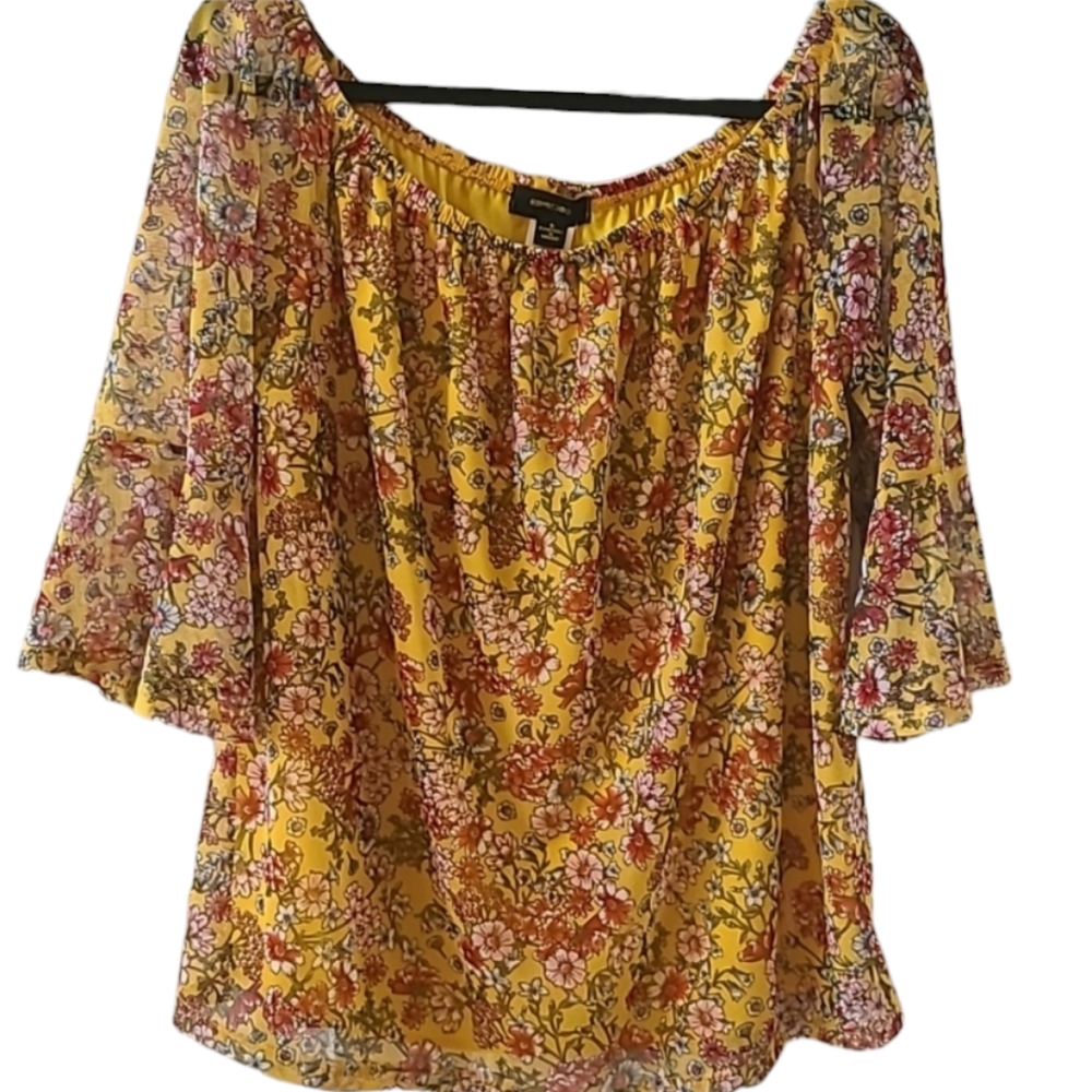 ESPRESSO BRAND WOMENS YELLOW AND RED FLORAL TOP SIZE SMALL